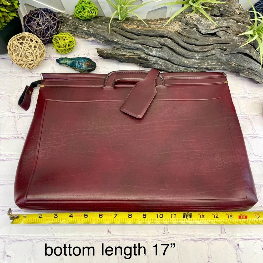 {american portfolio co} Vintage Burgundy Red Leather Attache Briefcase